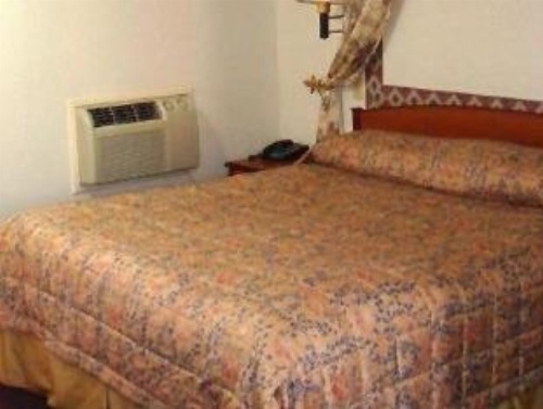 Wesley Inn And Suites image 1