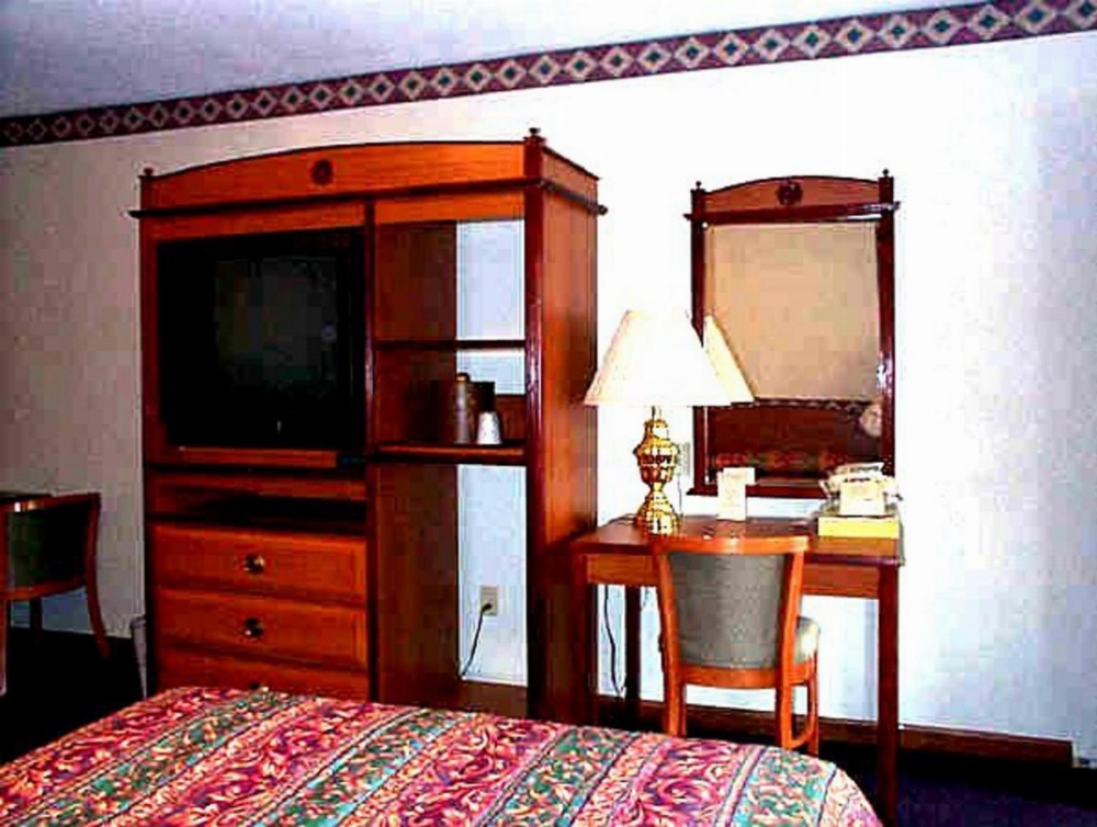 Wesley Inn And Suites Image 12