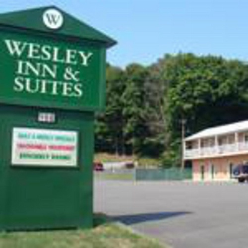 Wesley Inn And Suites image 4